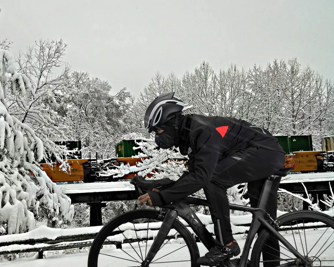 ROCKBROS Winter Cycling Jacket Thermal Fleece Windproof Jacket Running Biking Hiking